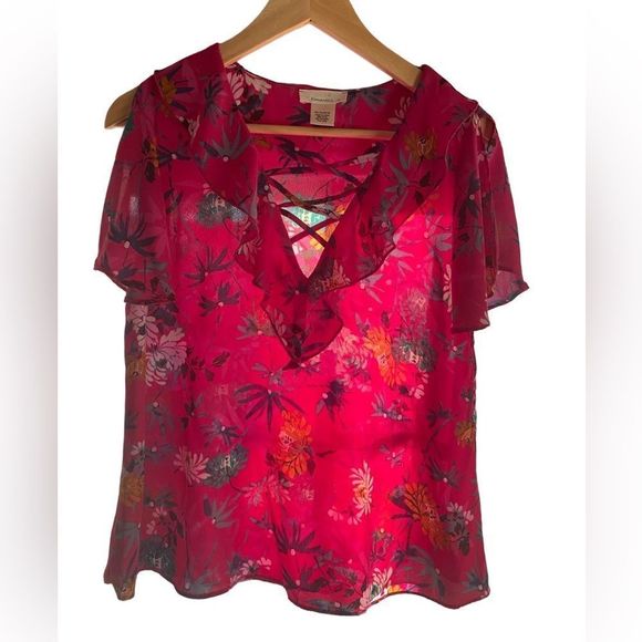 Urban Romantics bell sleeve polyester pink floral top size M - Picture 6 of 9